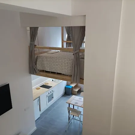 New & Modern Studio Loft 2